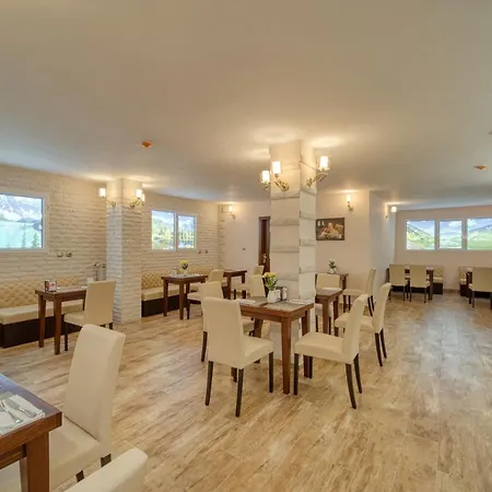 Konstantina Palace ホテル 5*