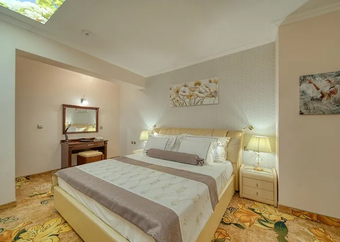 Konstantina Palace 5* 卡赞勒克