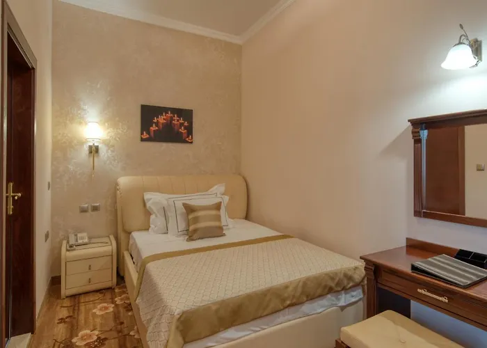 Konstantina Palace 卡赞勒克